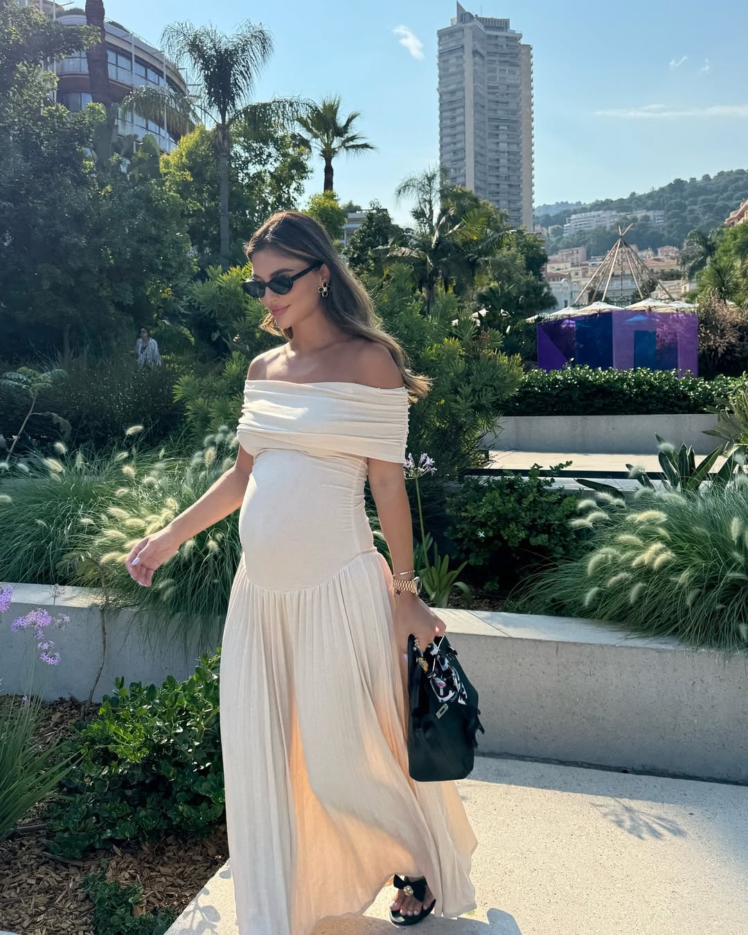 NOELLE | MATERNITY PLEATED MAXI DRESS