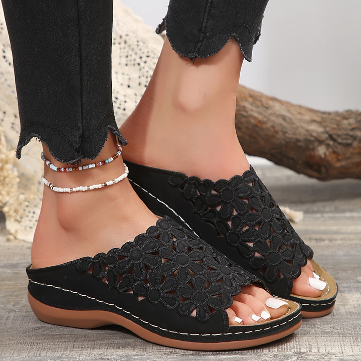 CAYLIN | ORTHOPAEDIC COMFORTABLE SANDALS