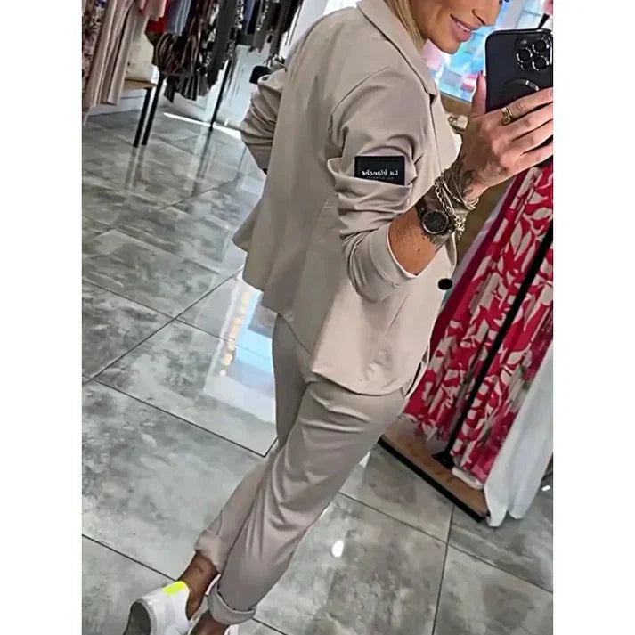 BELINDA | ELEGANT & COMFY TWO-PIECE SUIT