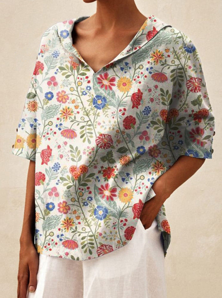 CÉLINE | ELEGANT TOP WITH V-NECKLINE