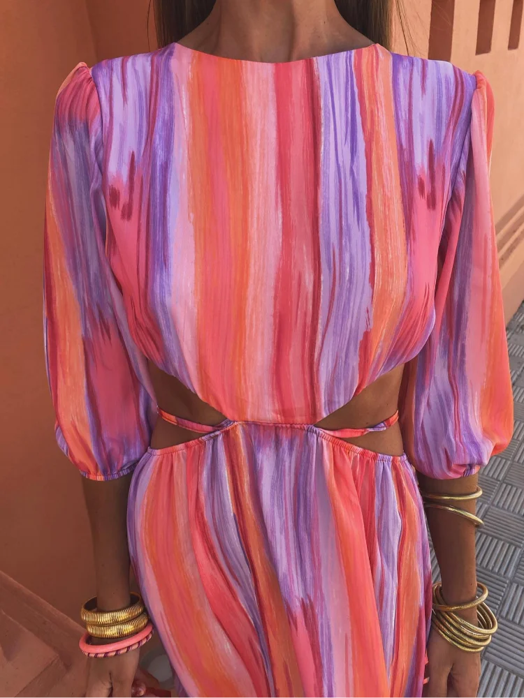 TESSIA | ELEGANT DRESS WITH CUT-OUT