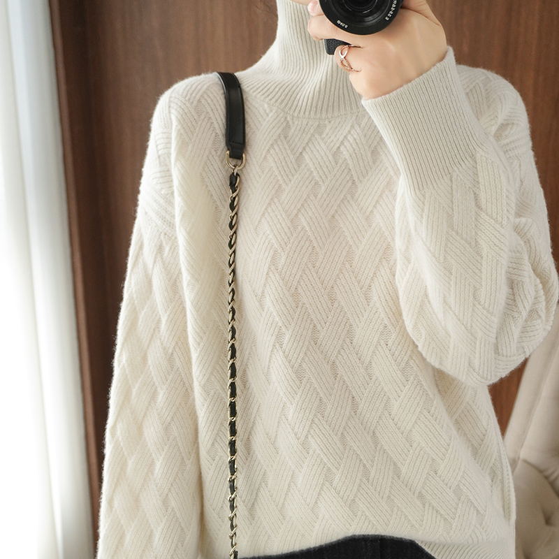 CORINNE | ELEGANT & COSY SWEATER