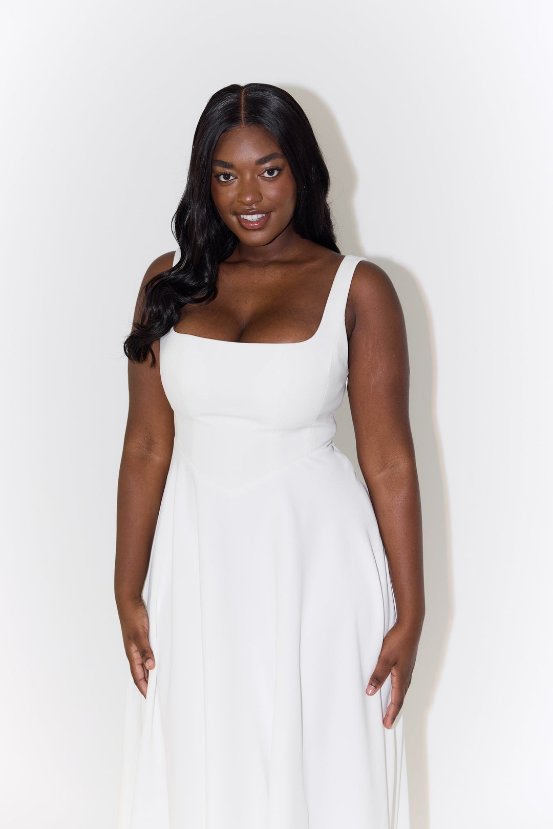 CORALIE | TIMELESS FLOWY MIDI DRESS