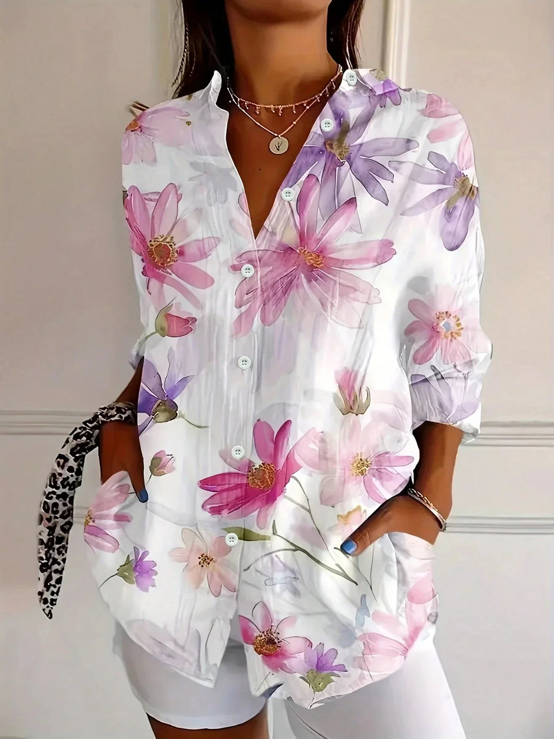 ELARA | COLOURFUL BLOUSE WITH PLAYFUL PRINT