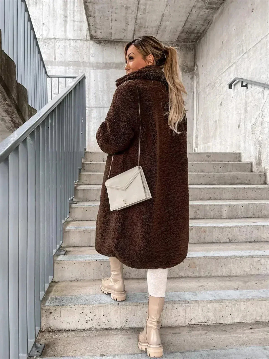 ALEXA | COSY TEDDY-STYLE JACKET