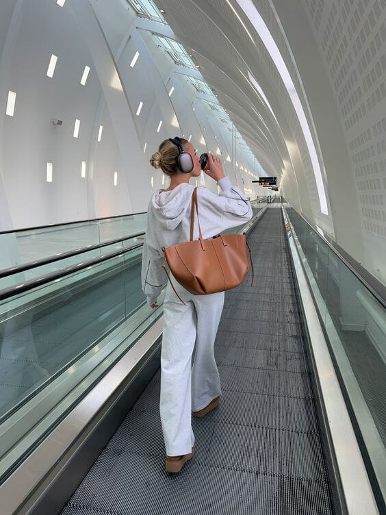 ELVINA | RUCHED SIDE STRUCTURED TOTE BAG