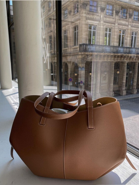 ELVINA | RUCHED SIDE STRUCTURED TOTE BAG