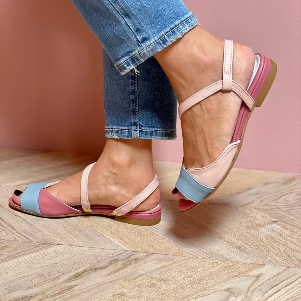 MAELINA | COLOUR BLOCK FLATS