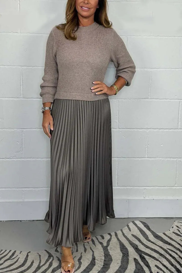 CAMILIA | MAXI DRESS WITH SWEATER AND PLEATED SKIRT