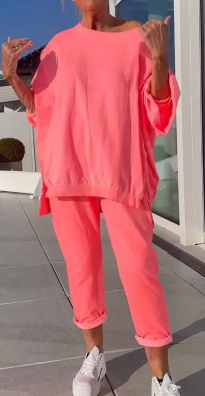 FELICIA | TWO-PIECE COMFORTABLE LOUNGEWEAR SET